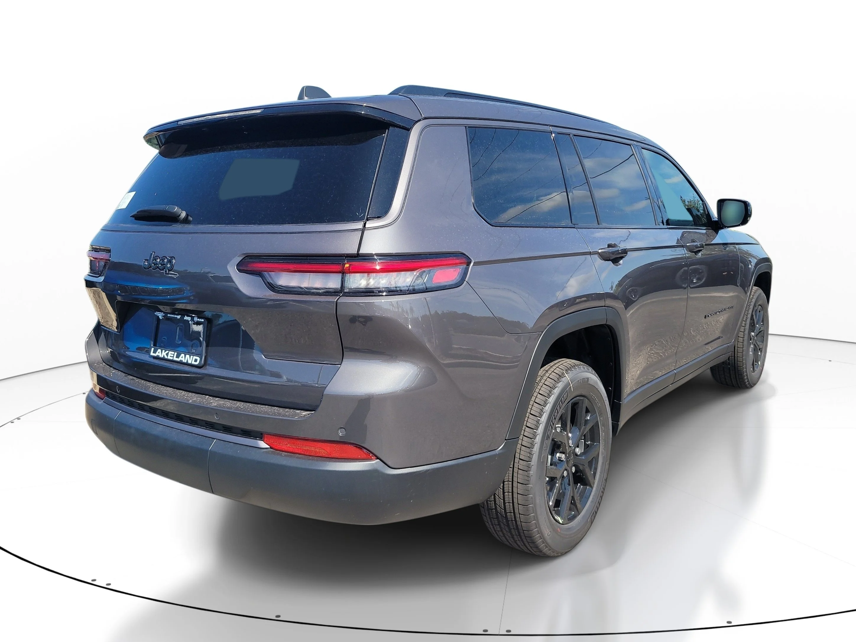 New 2026 Baltic Gray Metallic Clearcoat Jeep Laredo Altitude image 6