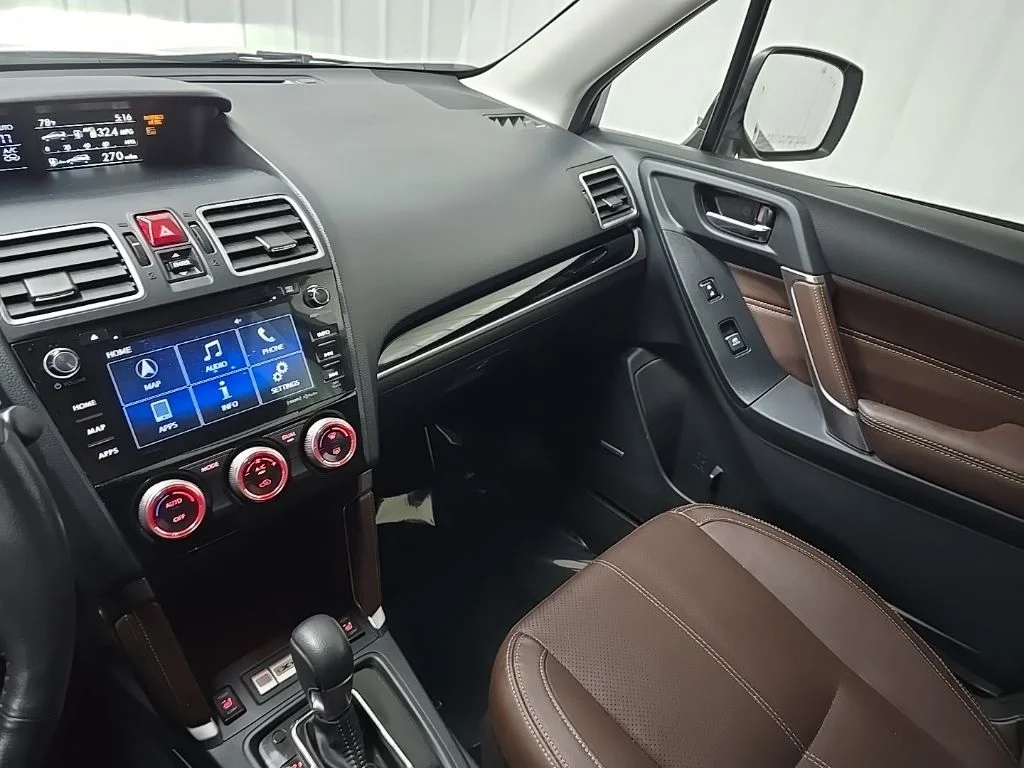 Used 2017 White Subaru 2.5i Touring image 30