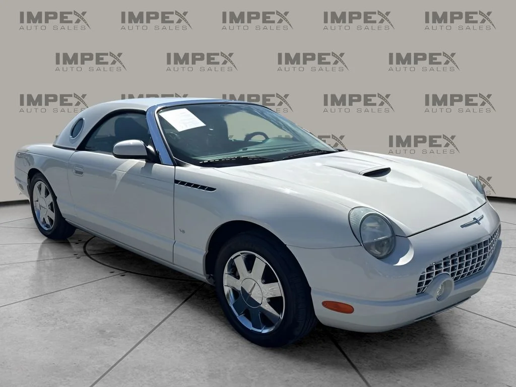 Used 2003 White Ford Deluxe image 7