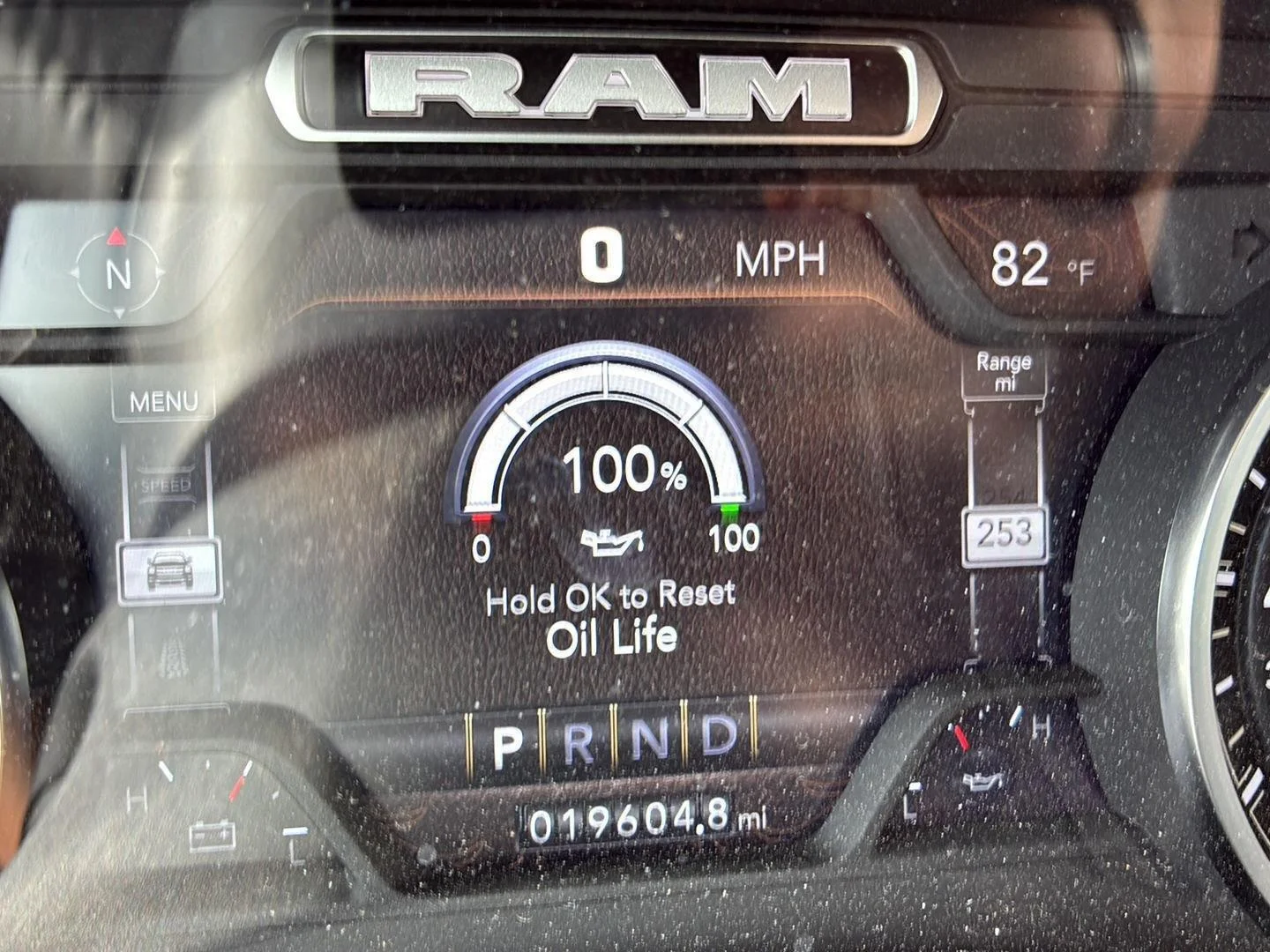 Used 2024  RAM Laramie image 7