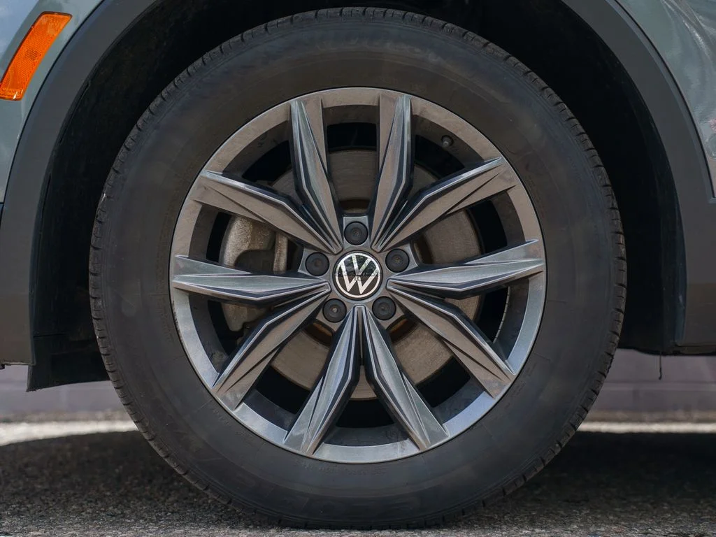Certified Used 2023 Platinum Gray Metallic Volkswagen 2.0T SE image 12