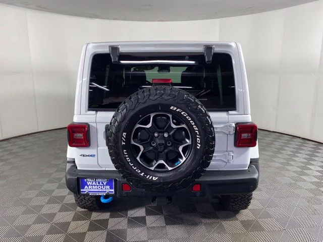 Used 2022 White Jeep Unlimited Rubicon 4xe image 10