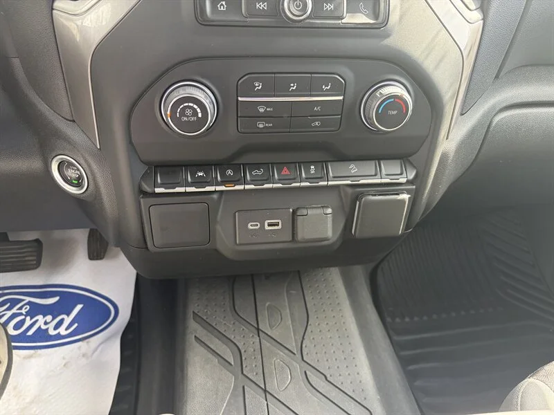Used 2022 White Chevrolet Custom Trail Boss image 9