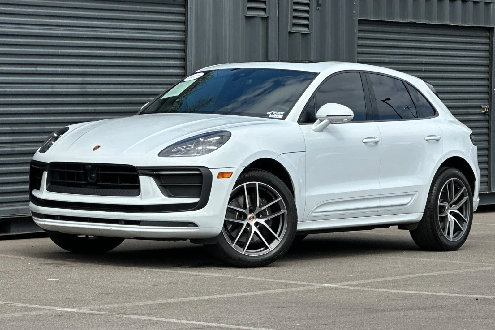 Certified Pre-Owned 2023 Macan