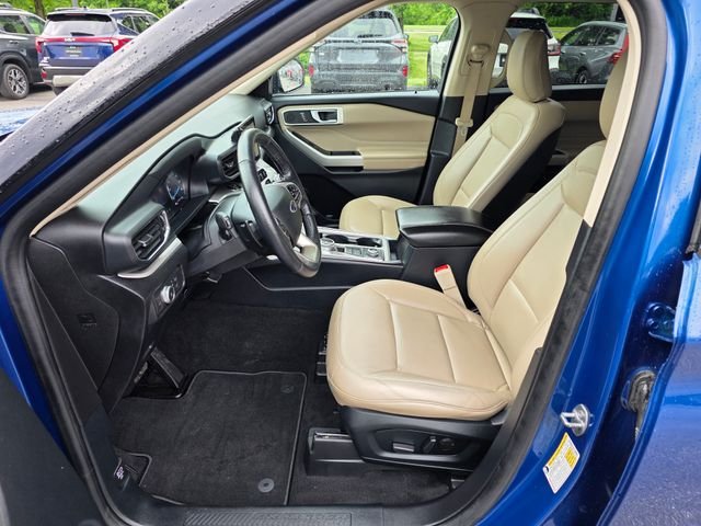 Used 2020 Blue Metallic Ford XLT image 16