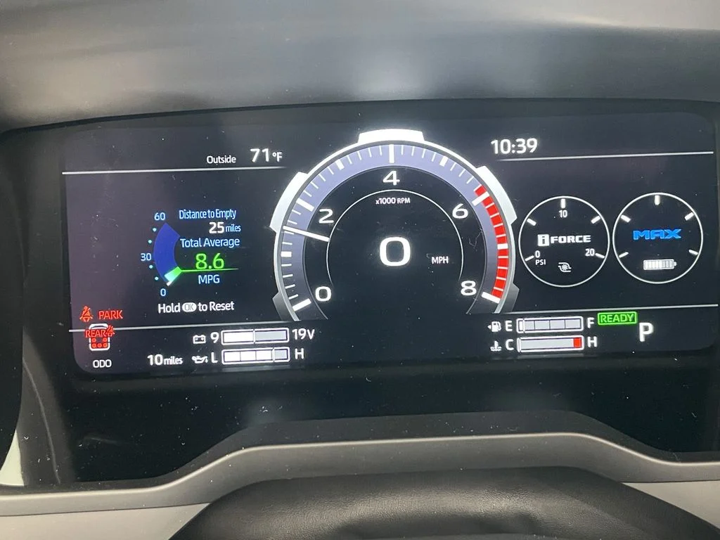 New 2026 Wind Chill Pearl Toyota Platinum image 20