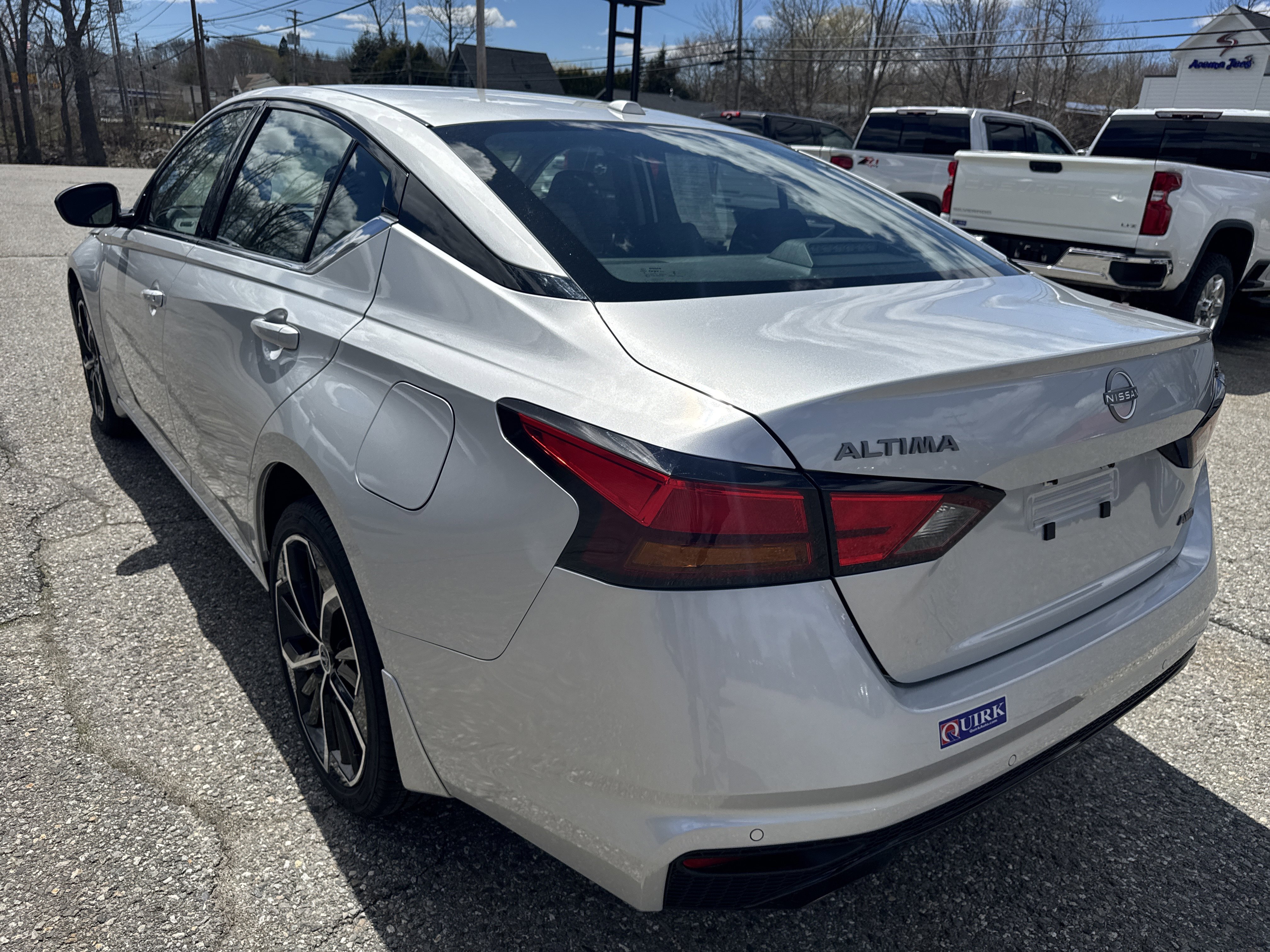 Used 2024 Brilliant Silver Metallic Nissan 2.5 SR image 8