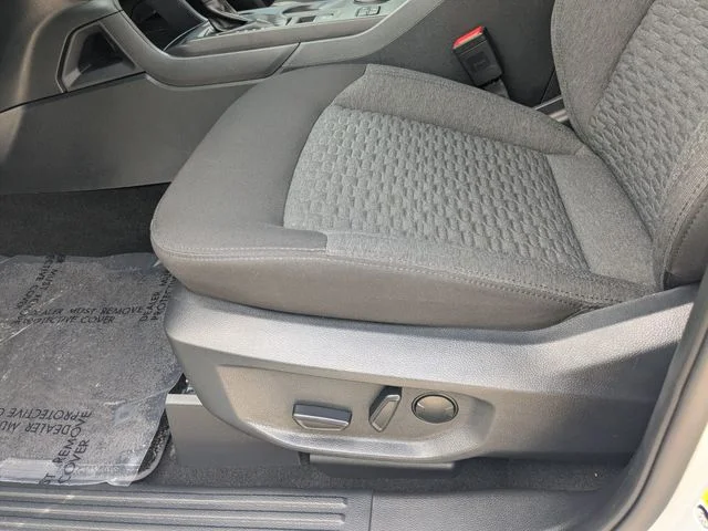 New 2026 Avalanche Ford XLT image 18