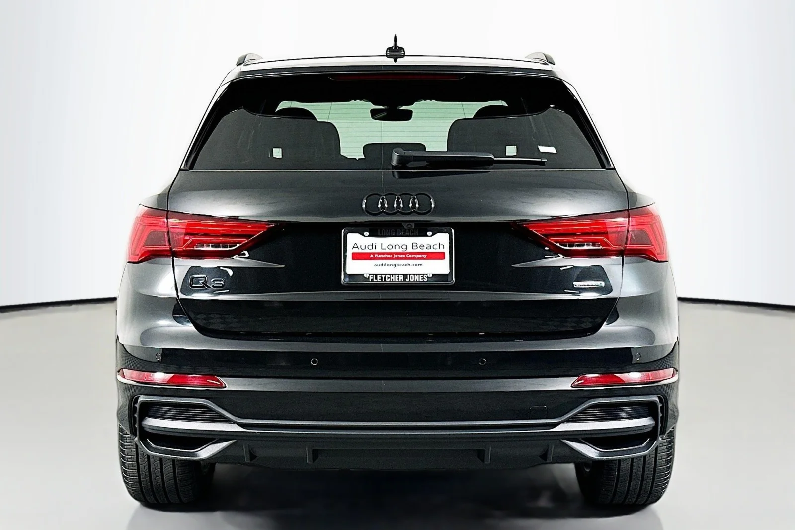 Used 2023 Mythos Black Metallic Audi S line Premium image 3