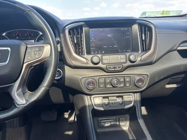 Used 2023 Summit White GMC AT4 image 21