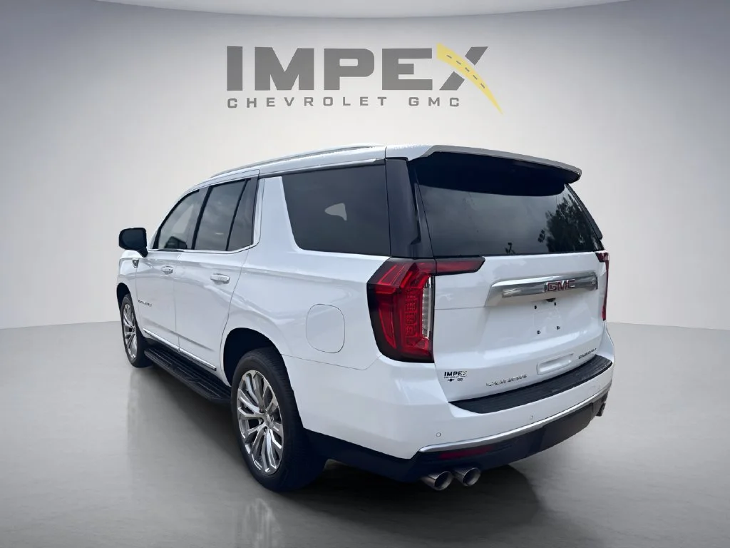 Used 2024 Summit White GMC Denali image 3