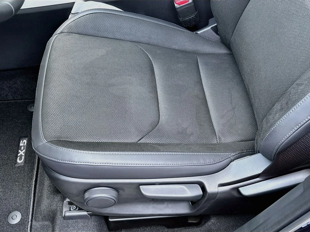 New 2026 Navy Blue Mica Mazda 2.5 S Select AWD image 19
