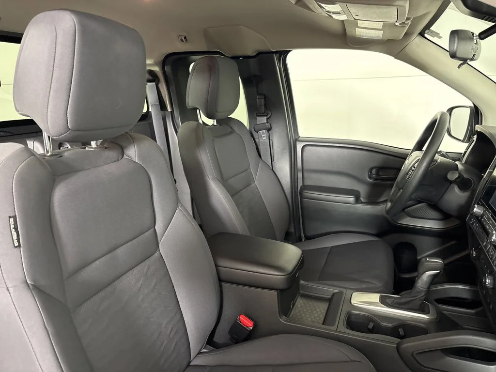 Used 2025 White Nissan S image 17