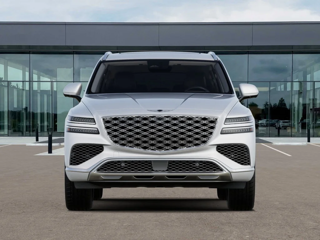 New 2027 White Genesis 2.5T Prestige image 6