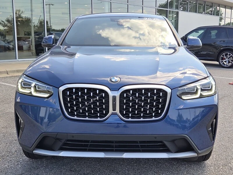 Used 2025 Blue Metallic BMW XDRIVE30I SPORTS ACTIVITY COUPE image 6