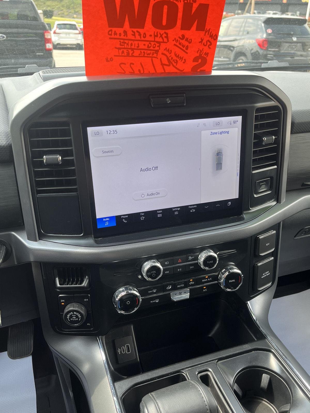 Used 2025 Oxford White Ford XLT image 25