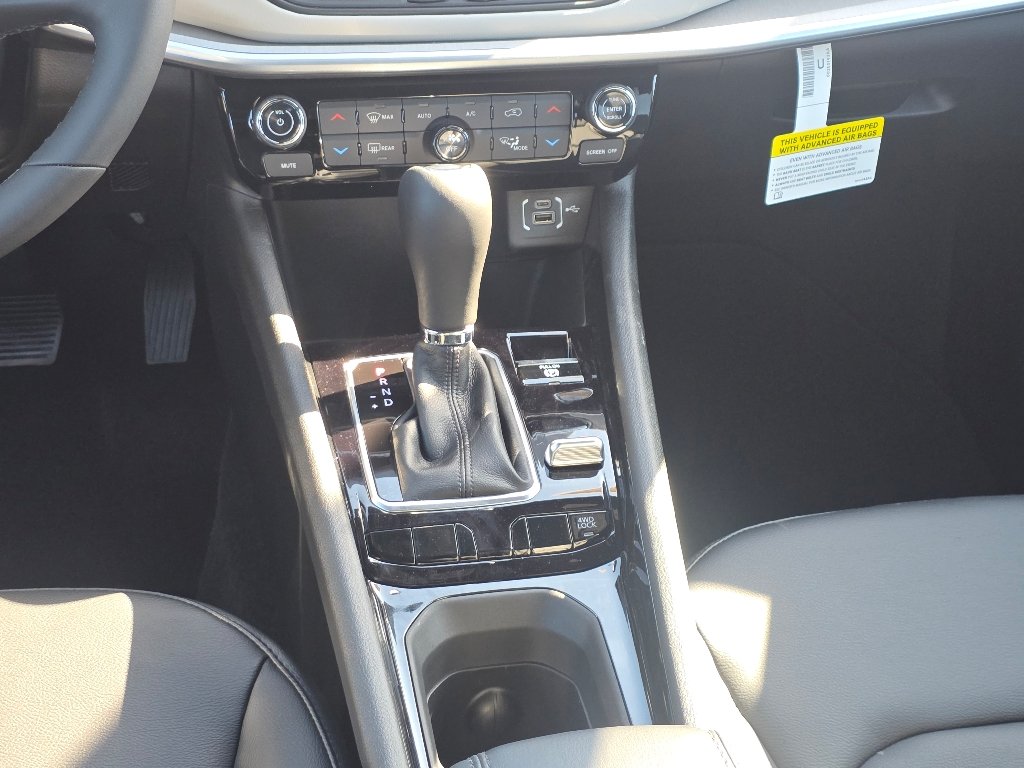New 2026 Silver Jeep Limited image 11