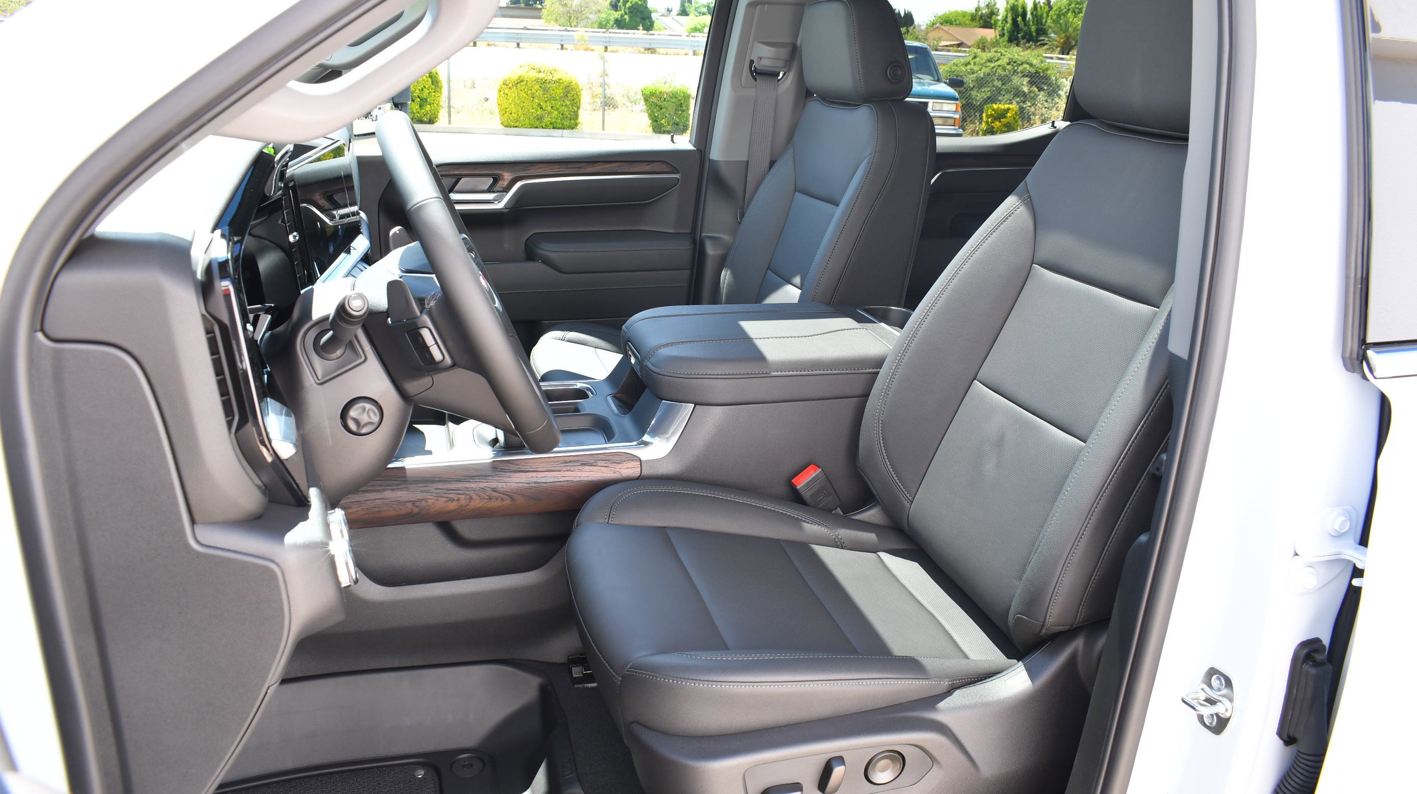 2026 GMC Sierra 1500 SLT - Photo 28