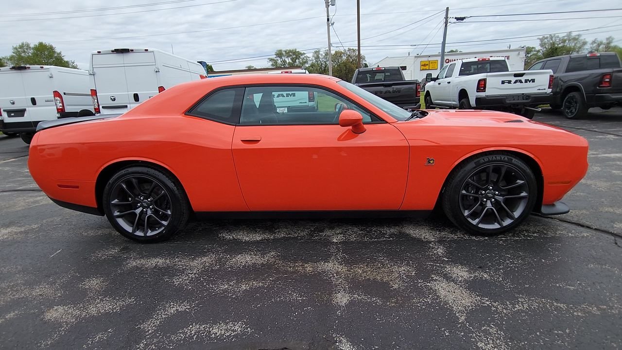 Used 2023 Go Mango Dodge R/T Scat Pack image 9