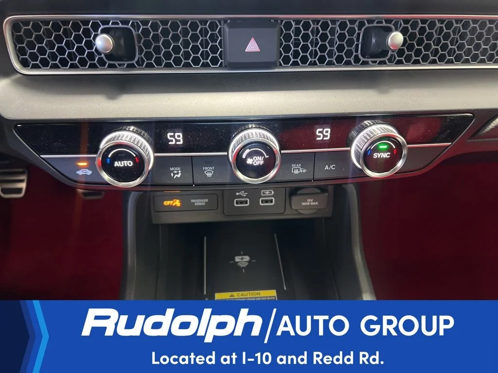 Used 2025 White Honda  image 43