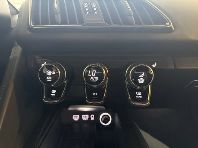 Used 2020 Daytona Gray Pearl Audi V10 image 21