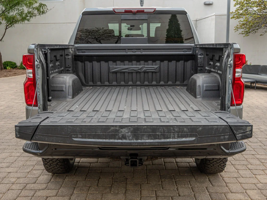 Used 2024 Sterling Gray Metallic Chevrolet ZR2 image 20