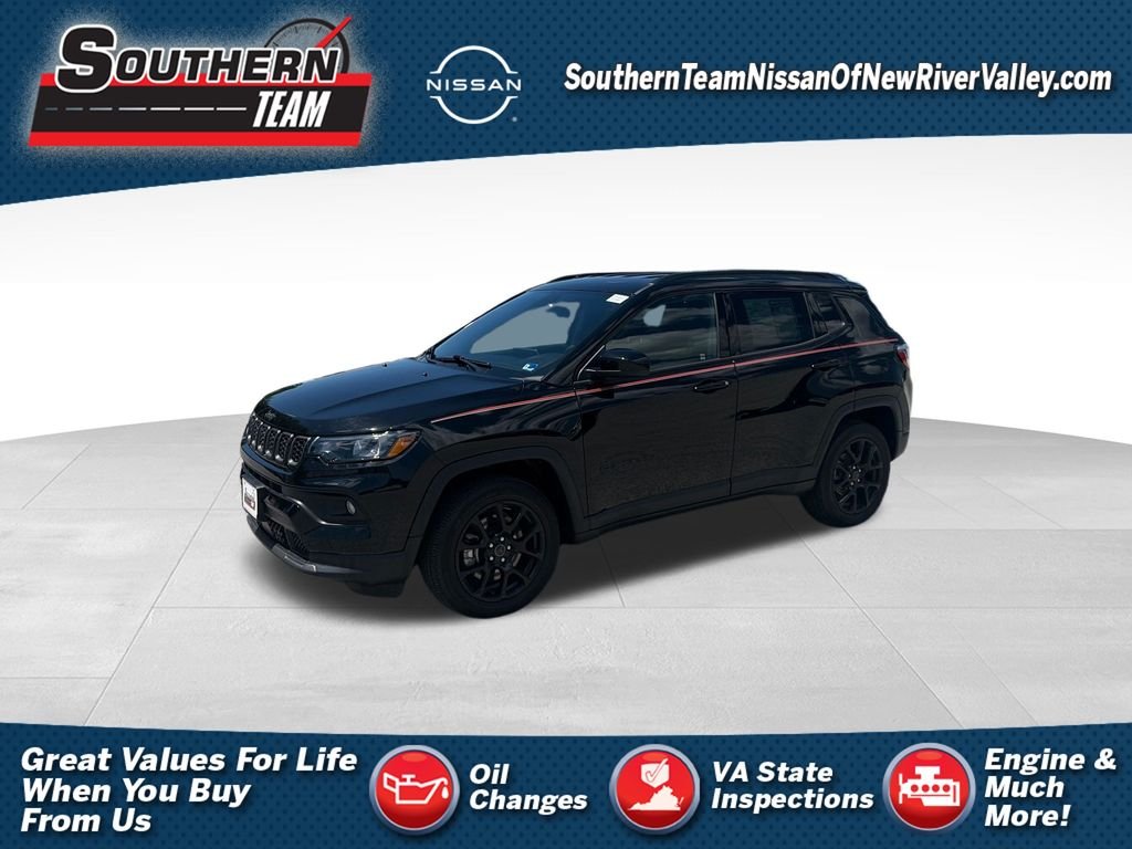 Used 2025 Black Jeep Latitude image 1