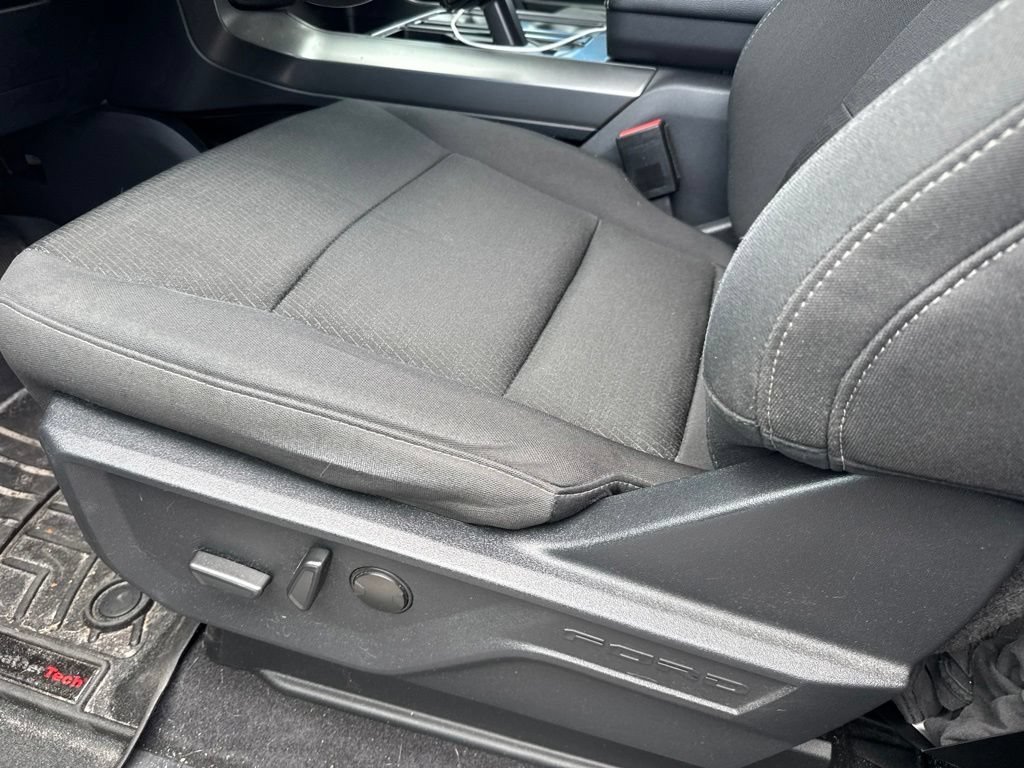 Used 2024 Gray Ford XLT image 14