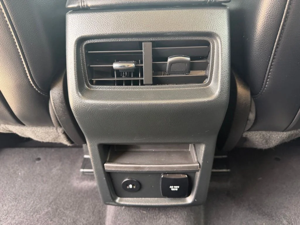 Used 2024 Gray Ford SEL image 26