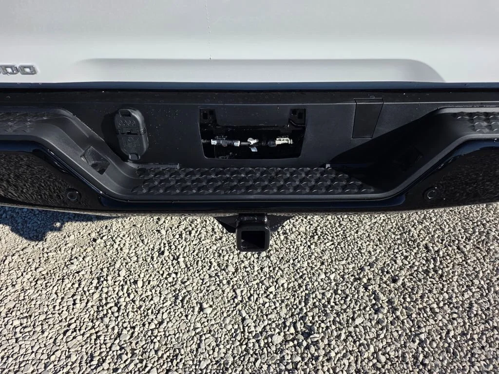 New 2026 Summit White Chevrolet Trail Boss image 9