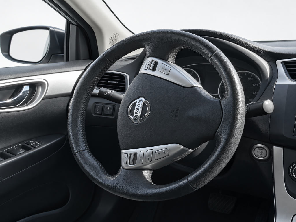 Used 2015 Silver Nissan SV image 20