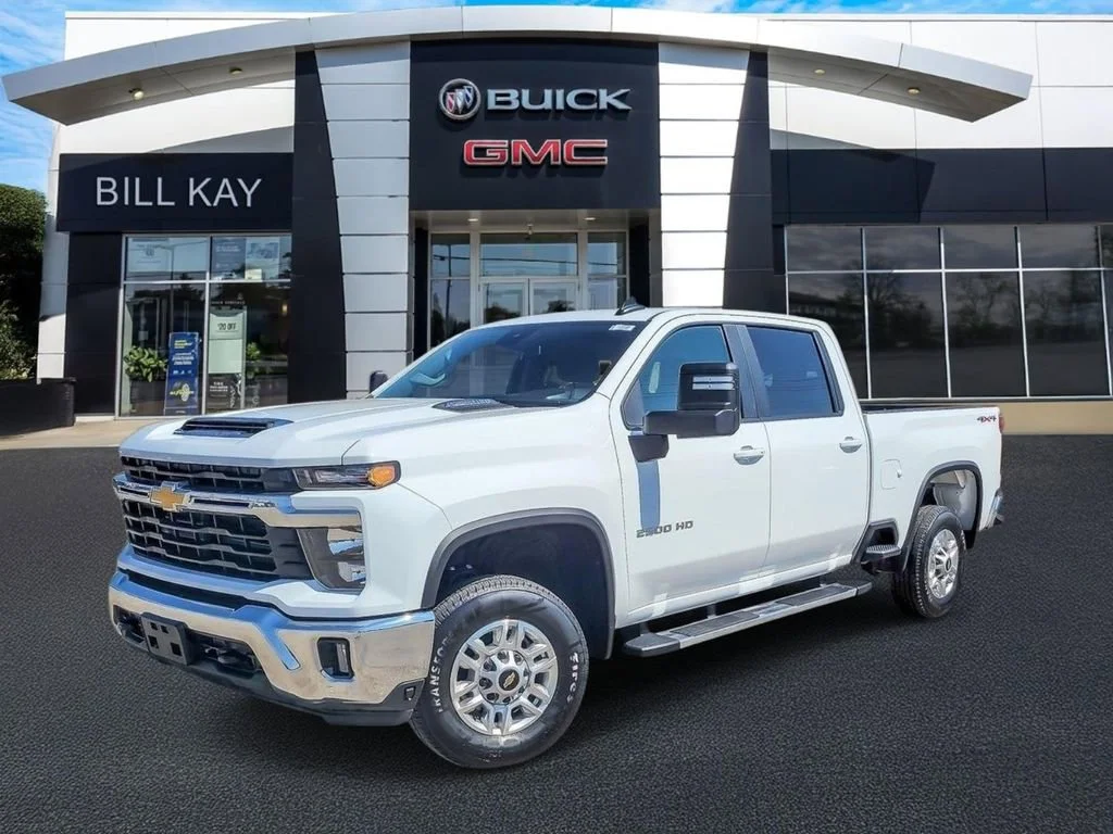 2025 Chevrolet Silverado HD LT 4WD Crew Cab Standard Box's photo