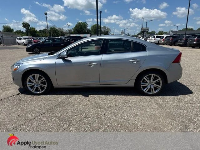 Used 2012 Silver Volvo T6 image 3