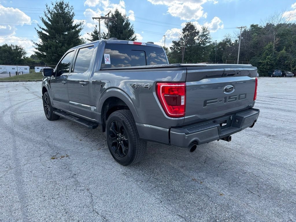 Used 2023 Gray Metallic Ford XLT image 7