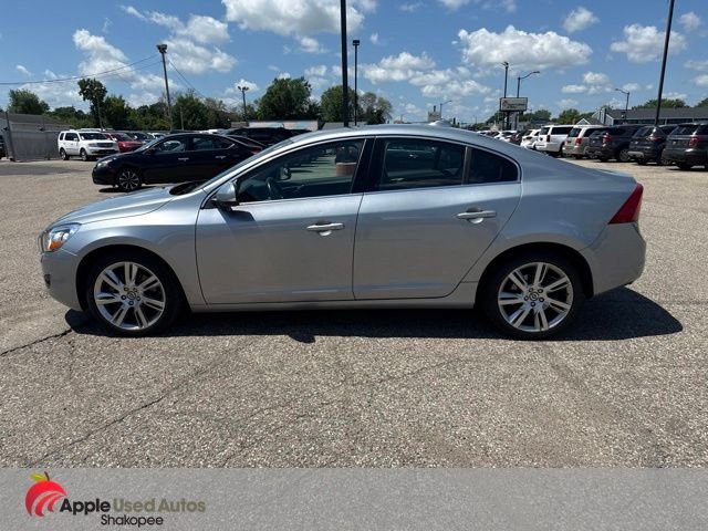 Used 2012 Silver Volvo T6 image 3