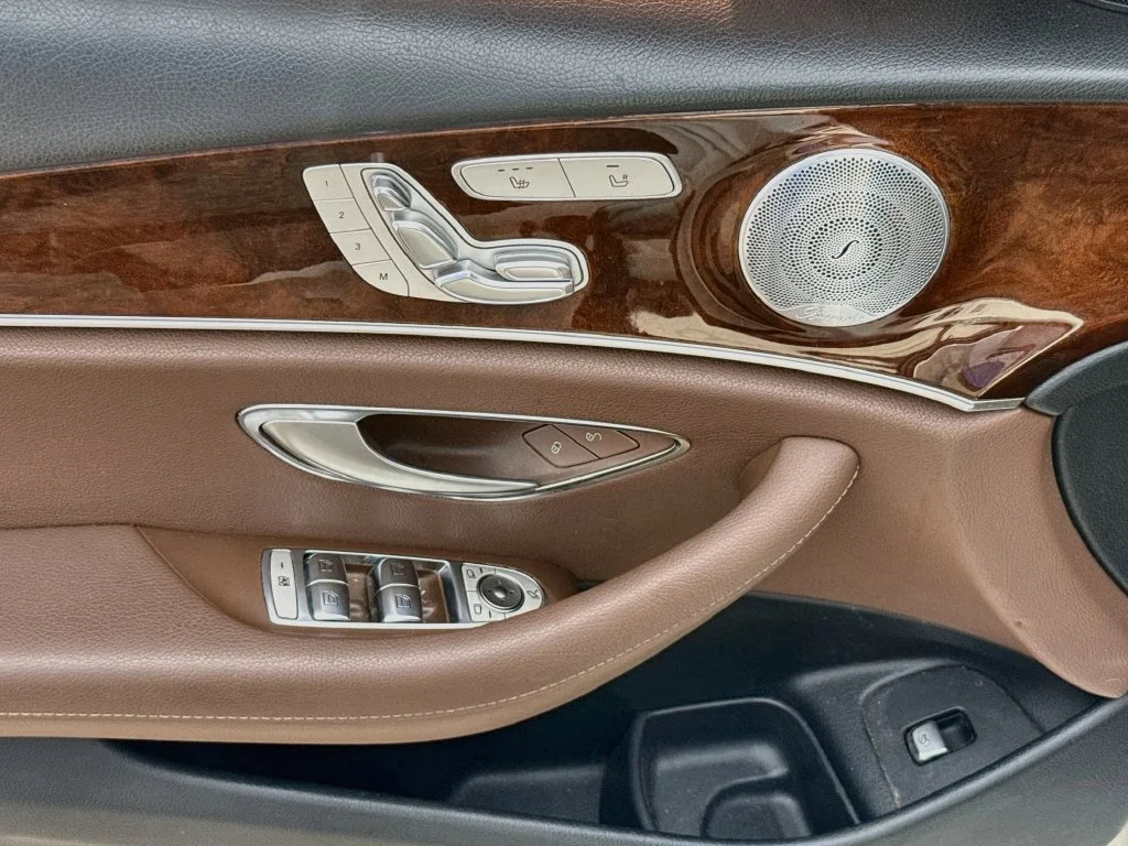 Used 2020  Mercedes-Benz E 350 image 19