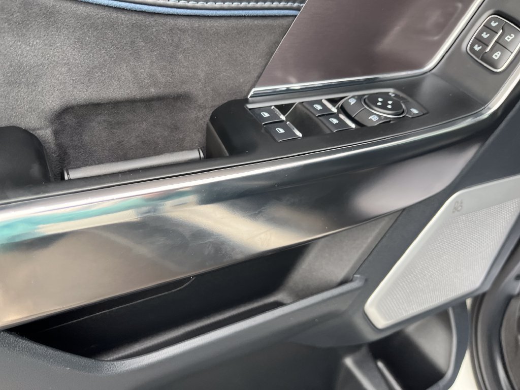 Used 2025 White Ford Platinum image 11