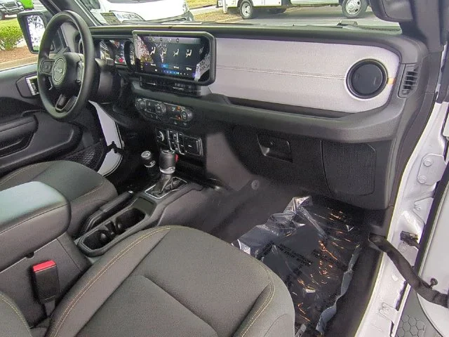 Used 2026 White Jeep Sport image 33