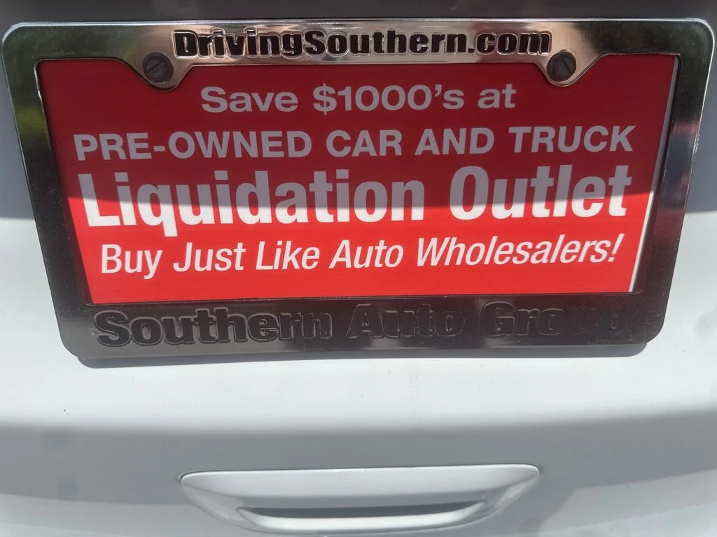 Used 2022 White Chrysler Touring L image 22