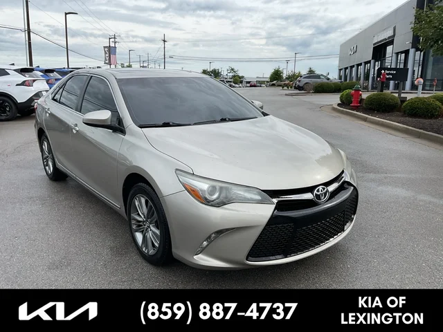 2017 Toyota Camry SE