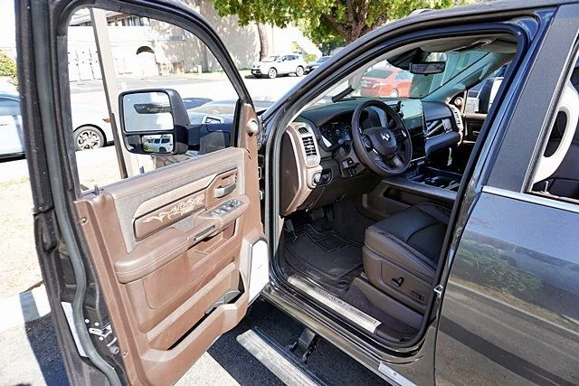New 2026 Granite Crystal Metallic Clear-Coat Exterior Paint RAM Limited image 47