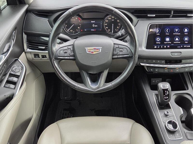 Used 2019 Atlantic Metallic CADILLAC FWD 4DR PREMIUM LUXURY image 18