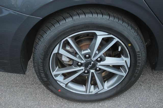 Used 2024 Gray Kia LXS image 33