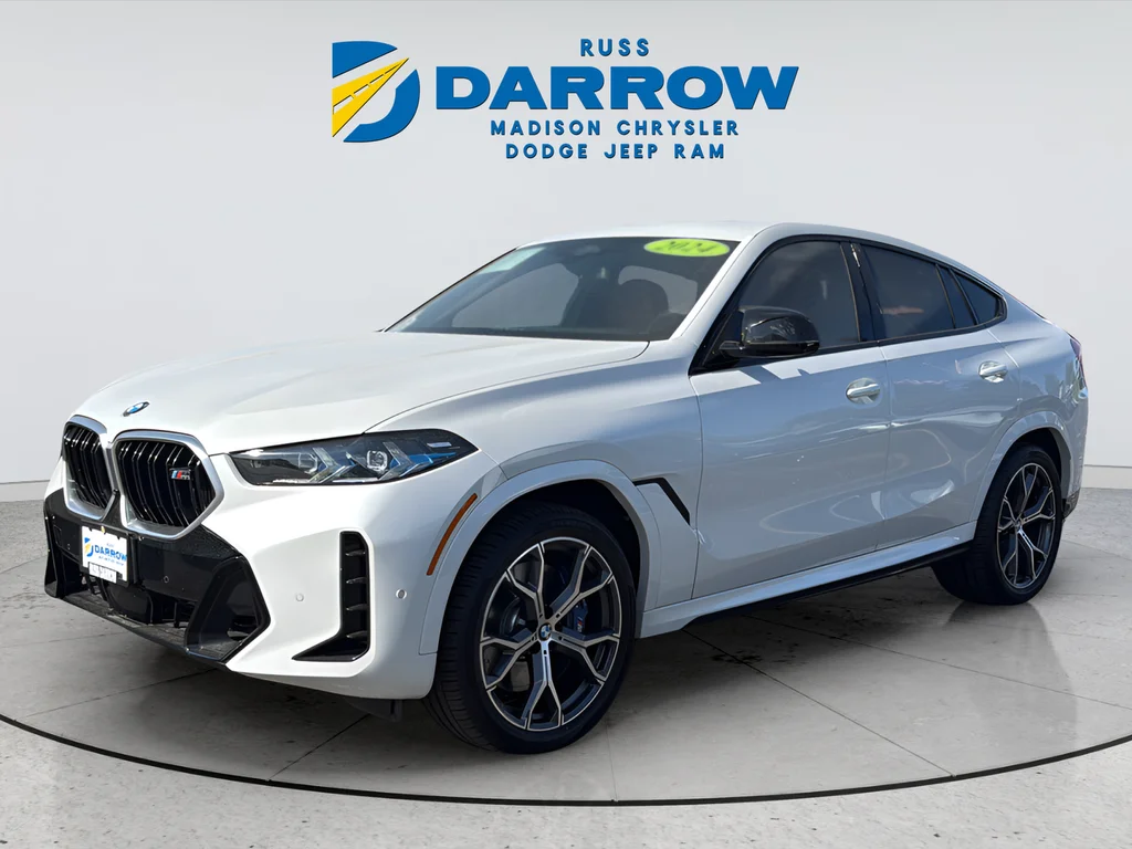 Used 2024 White BMW M60i image 1