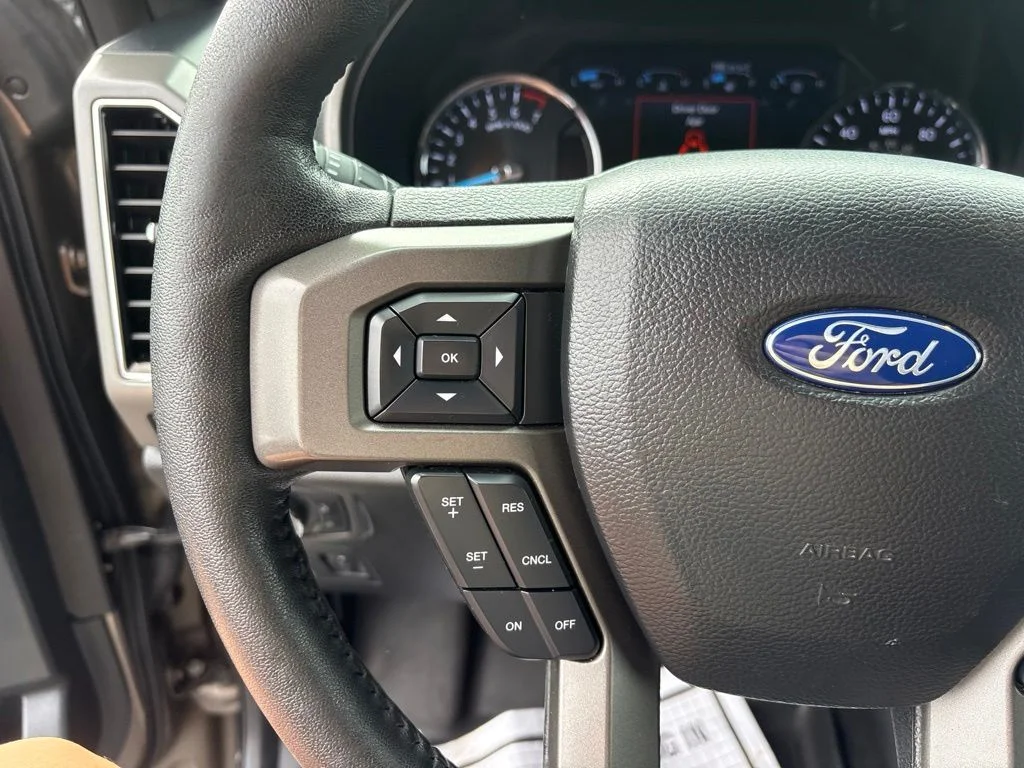 Used 2019 Stone Gray Metallic Ford XLT image 15