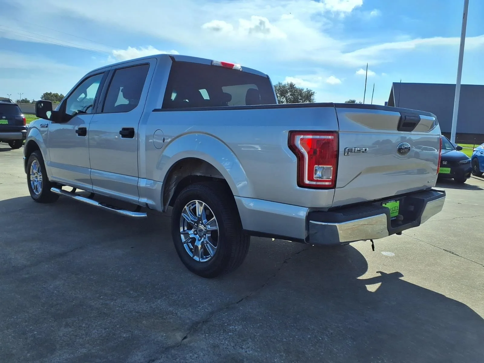 Used 2016 Silver Ford XLT image 7