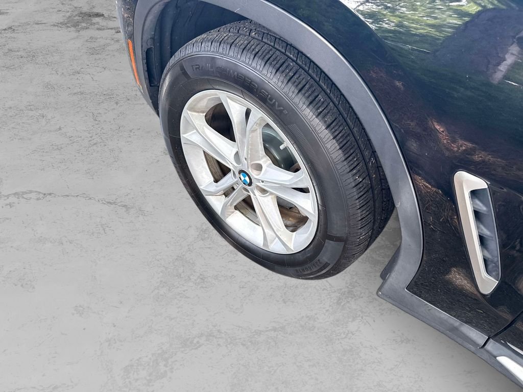 Used 2020 Black BMW xDrive30i image 17