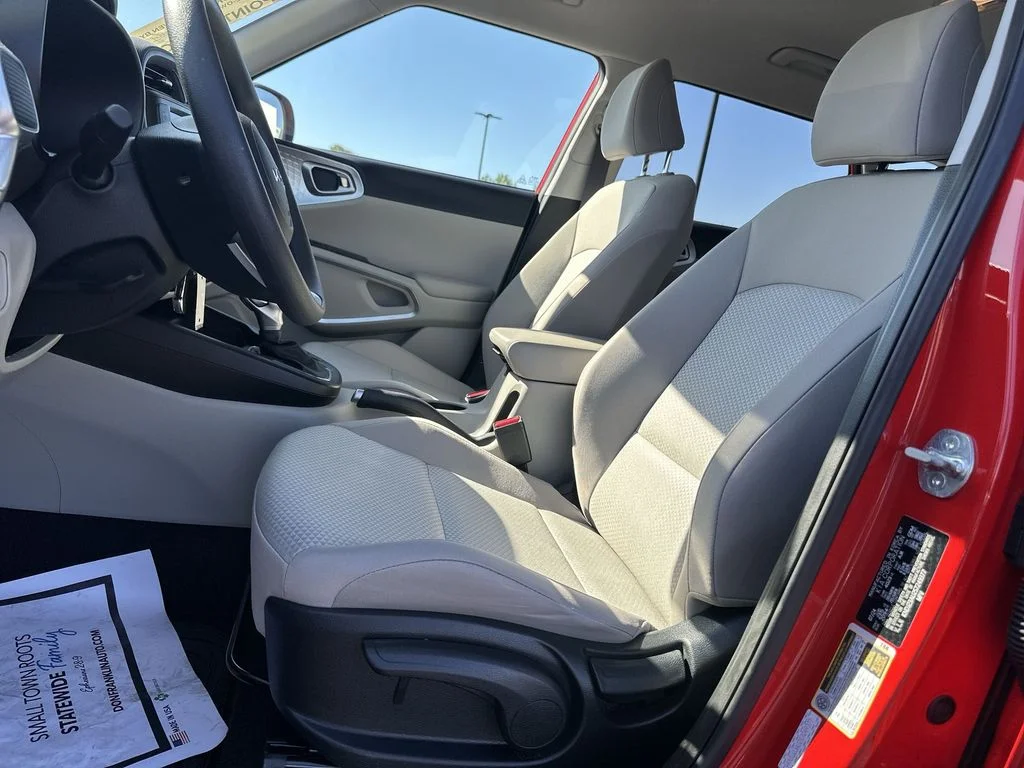 Used 2025 Red Kia LX image 17