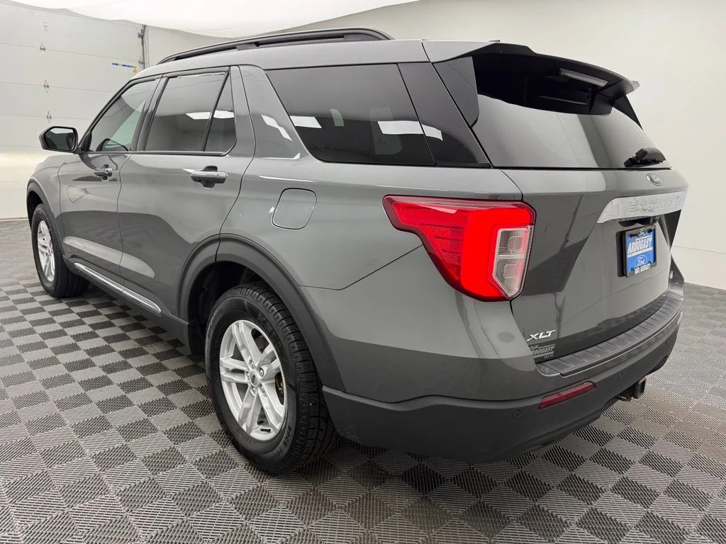 Used 2023 Gray Ford XLT image 14