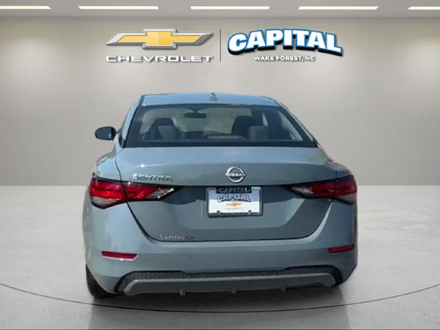 Used 2025 Gray Nissan SV image 4